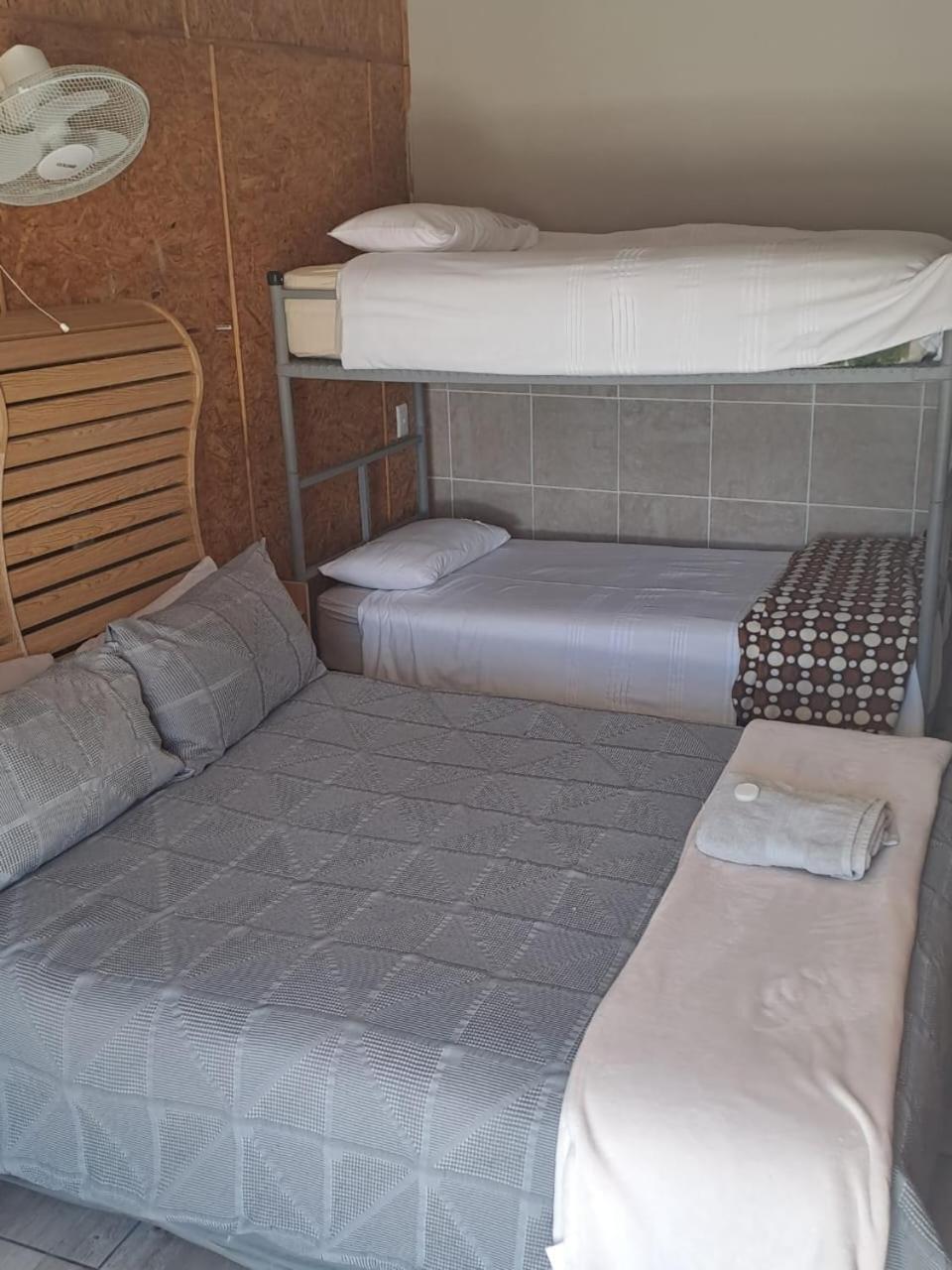 Bed and Breakfast Breaking Dawn Noupoort Esterno foto