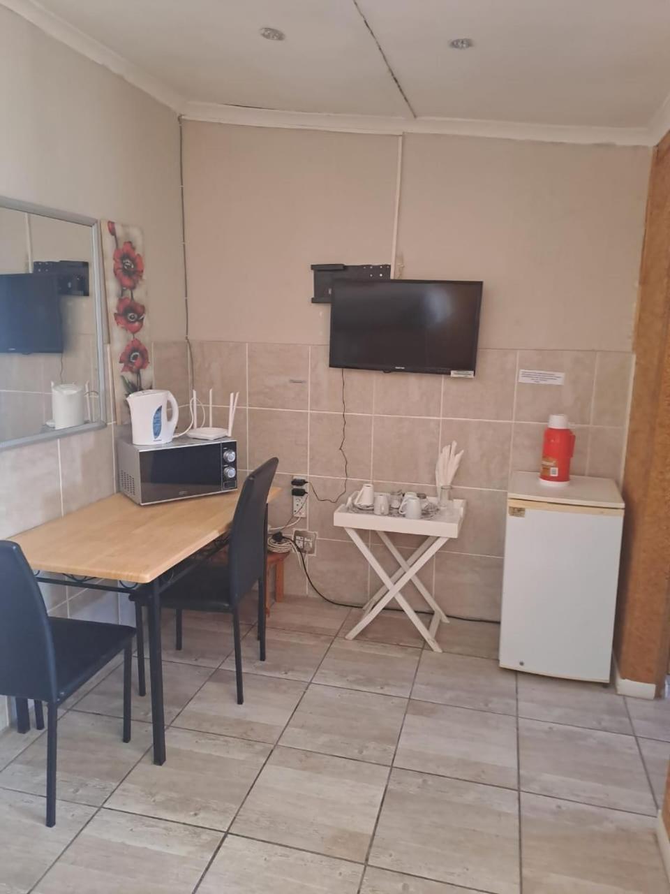 Bed and Breakfast Breaking Dawn Noupoort Esterno foto