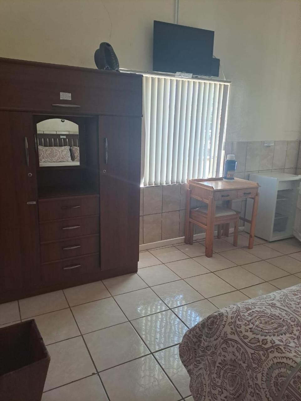 Bed and Breakfast Breaking Dawn Noupoort Esterno foto
